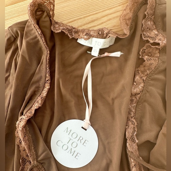 NWT Revolve MORE TO COME Kelsea Tie Front Top in Brown in XS - Picture 3 of 3